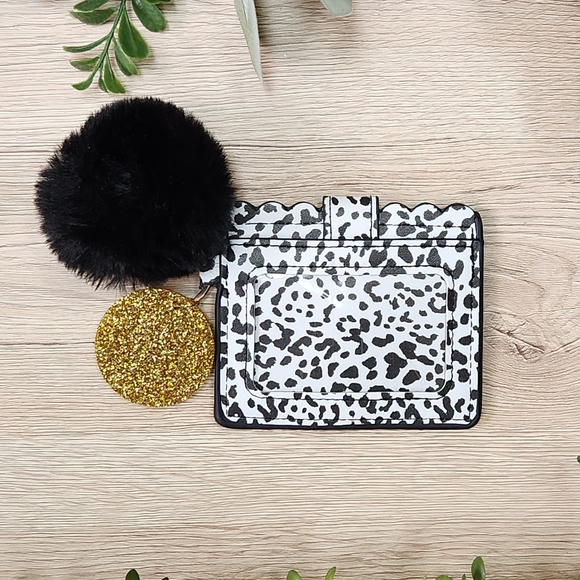 Wallet Keychain & Puff with Laser Engraved Charm - "Let's Party" - Picture 5 of 12